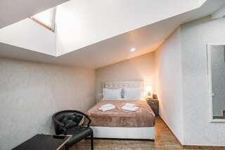 Отель Hotel Aivani Old Tbilisi Тбилиси Двухместный номер эконом-класса с 1 кроватью-7